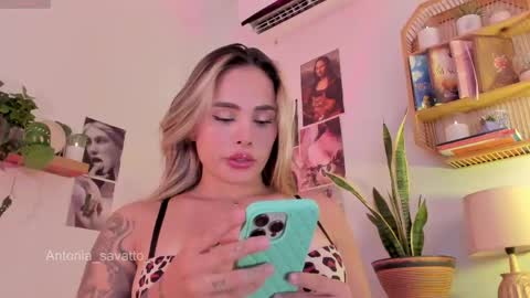 o ANTO online show from April 11, 9:07 pm