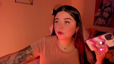   Independent model  online show from December 6, 11:13 pm