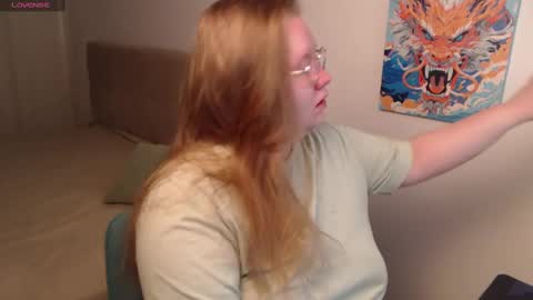 Anya Muna online show from December 25, 5:15 pm