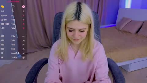 ApheliaStar online show from April 21, 3:41 pm