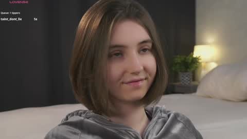 Meghan online show from April 12, 1:14 pm