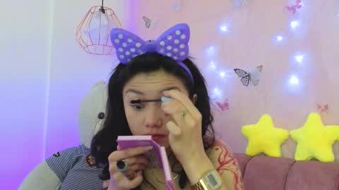   online show from December 3, 1:13 pm