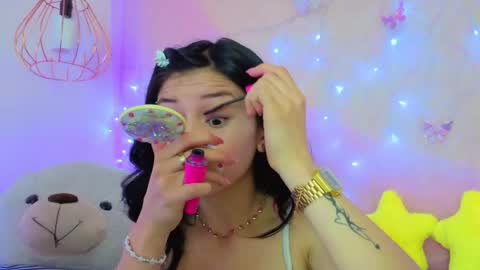   online show from February 19, 1:21 pm