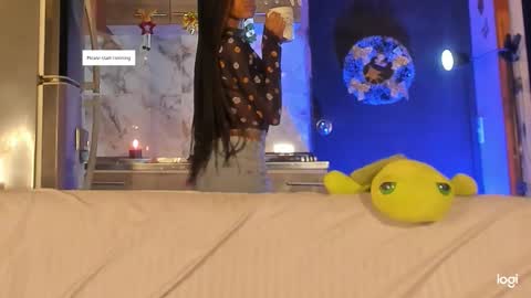 aprillebony319262 online show from December 21, 9:19 pm