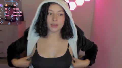 aqua emilly online show from February 25, 2:25 am