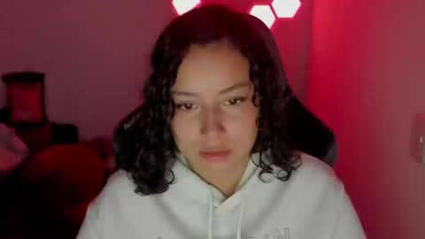 aqua emilly online show from January 8, 1:42 am