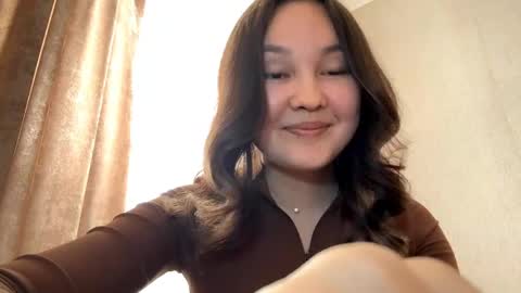 aracelypeaker online show from April 26, 9:07 am