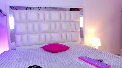   online show from December 24, 5:27 am