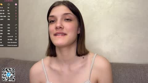 Caroline online show from March 30, 7:24 pm