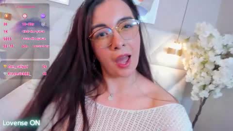 ari_lynn_ online show from November 11, 3:57 am