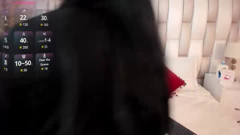 ari_lynn_ online show from February 19, 3:17 am