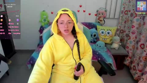 Linda online show from March 12, 1:47 am