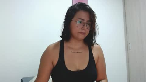 AriaBronw online show from May 29, 11:25 pm