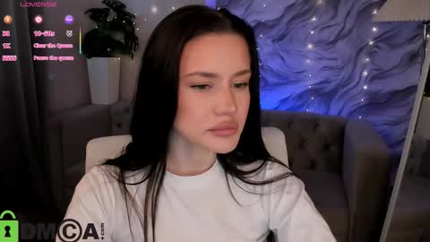 aria_mila online show from February 28, 3:39 am