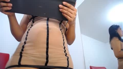 ariacoral online show from September 24, 2:49 pm