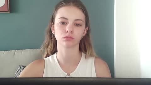 AriaCreazy online show from September 16, 6:43 am