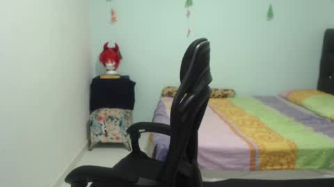 ...Ariana... online show from March 3, 4:10 pm