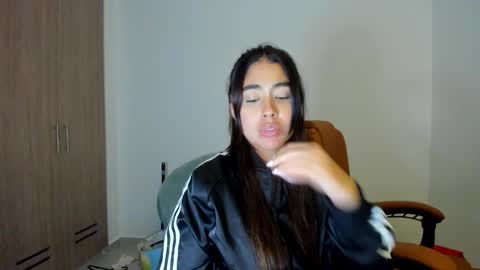 Aria Montgomery online show from February 28, 6:21 am