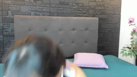      online show from February 6, 11:31 am