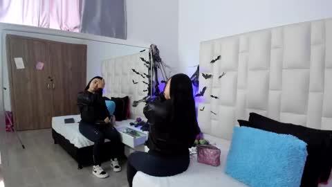  ariana  online show from October 7, 6:01 pm