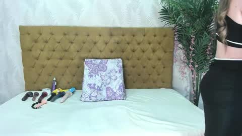 Ariana diosa online show from November 17, 11:11 am