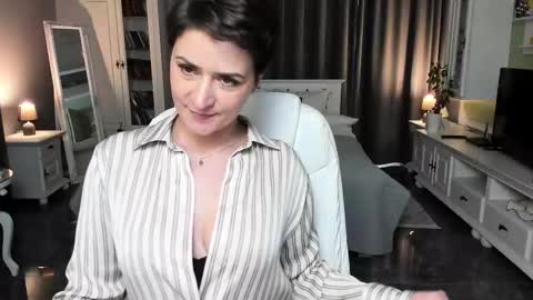 Ana online show from February 11, 1:30 pm