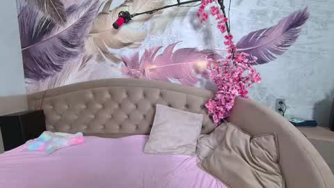 arianna_flower online show from April 8, 4:47 am