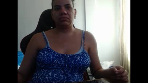 ariannaloovel online show from September 12, 5:53 pm