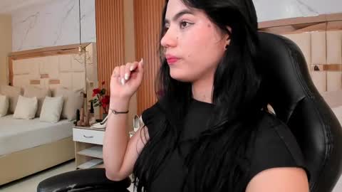 Ariel online show from October 2, 10:26 pm