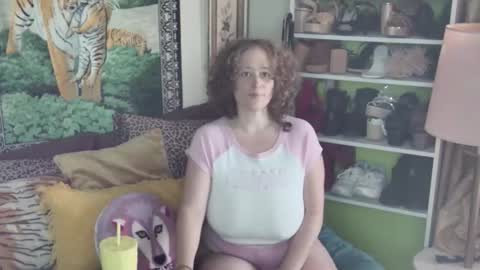 Arielle Ari online show from October 16, 5:37 pm