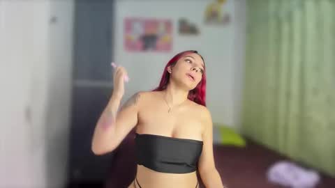 Stephany  online show from January 7, 5:01 am