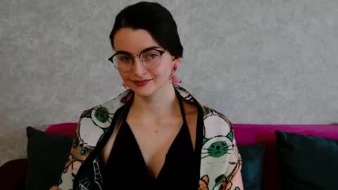 arielstonks_lovee online show from December 3, 4:59 am