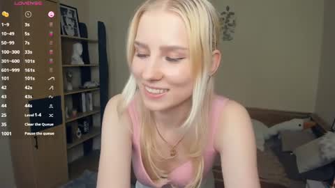 Emily online show from July 13, 1:12 pm