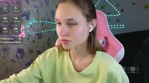 armurra online show from March 26, 10:39 am