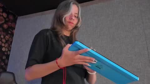 artemisablake online show from February 27, 4:10 pm