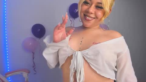 Val online show from October 3, 2:49 am