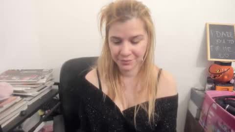 MIA online show from April 1, 3:53 pm