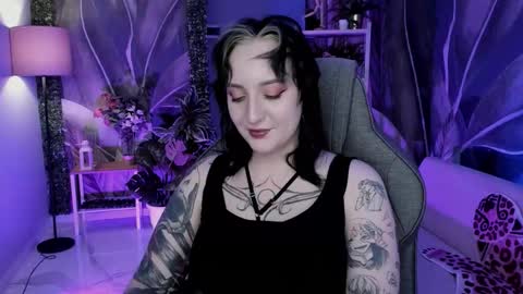 AshleyAshe  online show from October 11, 12:04 am