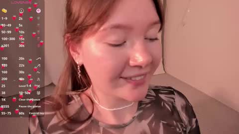 Ash online show from November 7, 3:06 pm