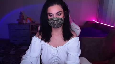   Yasmina   online show from March 2, 4:29 am