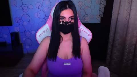   Yasmina   online show from November 11, 4:52 am