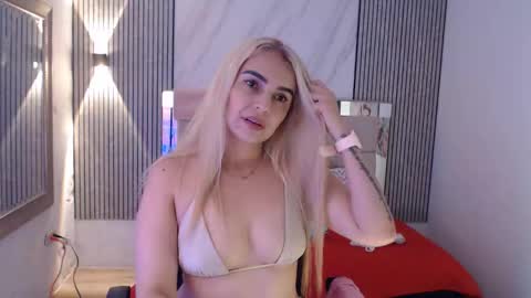 ashley__tylor online show from March 5, 1:45 am