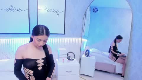 ASHLEY online show from May 16, 2:25 am