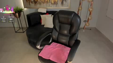 Ashley Jhonson  online show from April 24, 12:02 am