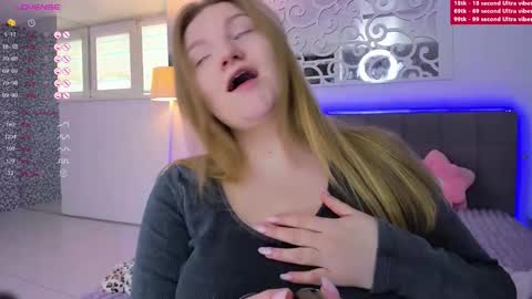 AshleyJonse online show from February 9, 6:26 am