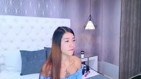 AshleyRoberh online show from April 3, 7:23 pm