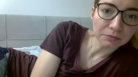 Ashley online show from February 17, 7:47 am