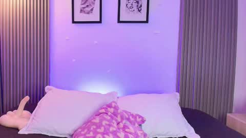    online show from March 10, 2:15 am