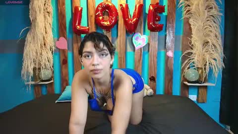 ashnikko__ online show from February 22, 12:17 pm
