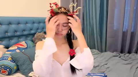 candy online show from January 6, 6:47 am